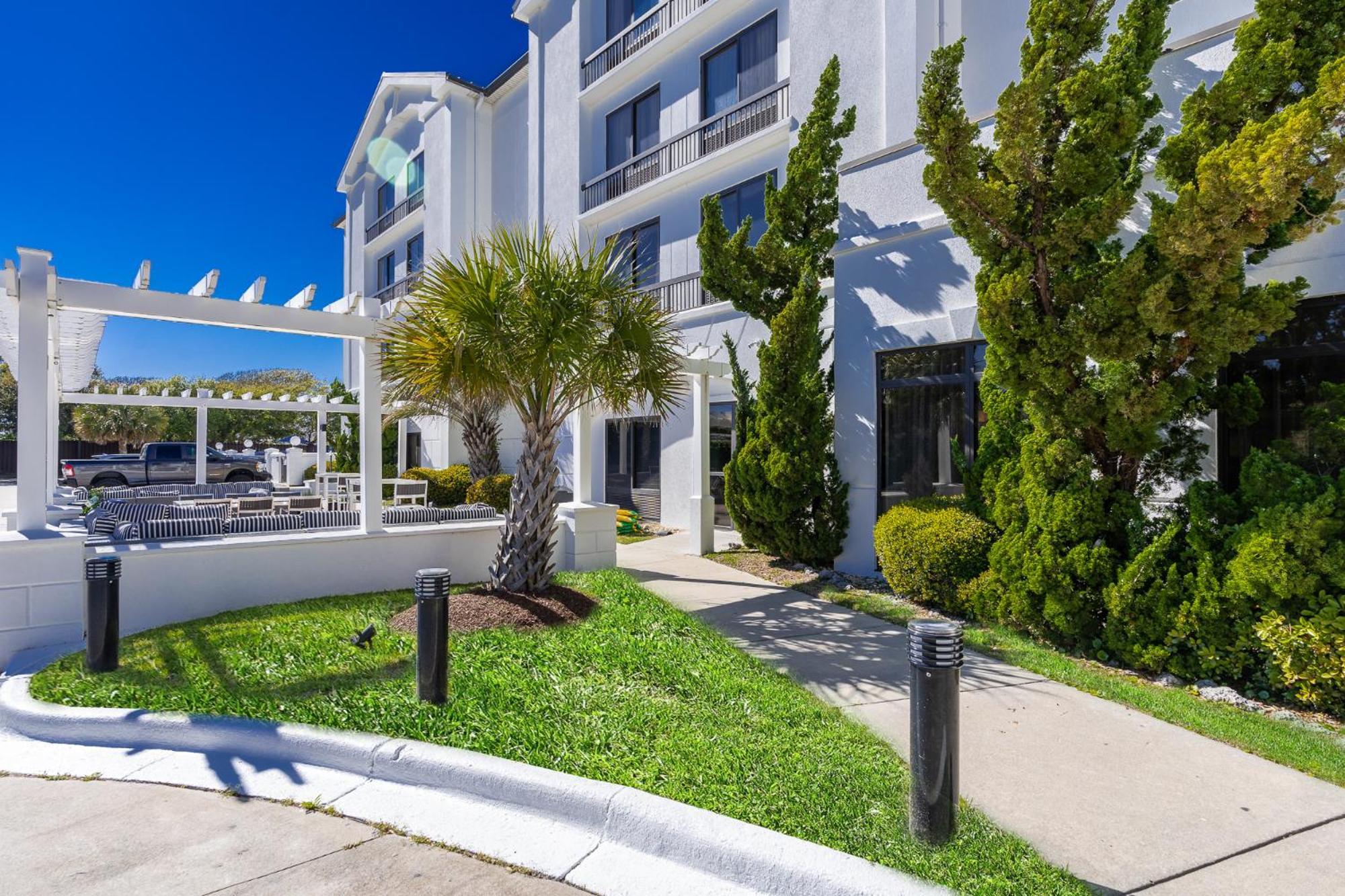 Hotel Alice Pine Knoll Shores Exteriör bild