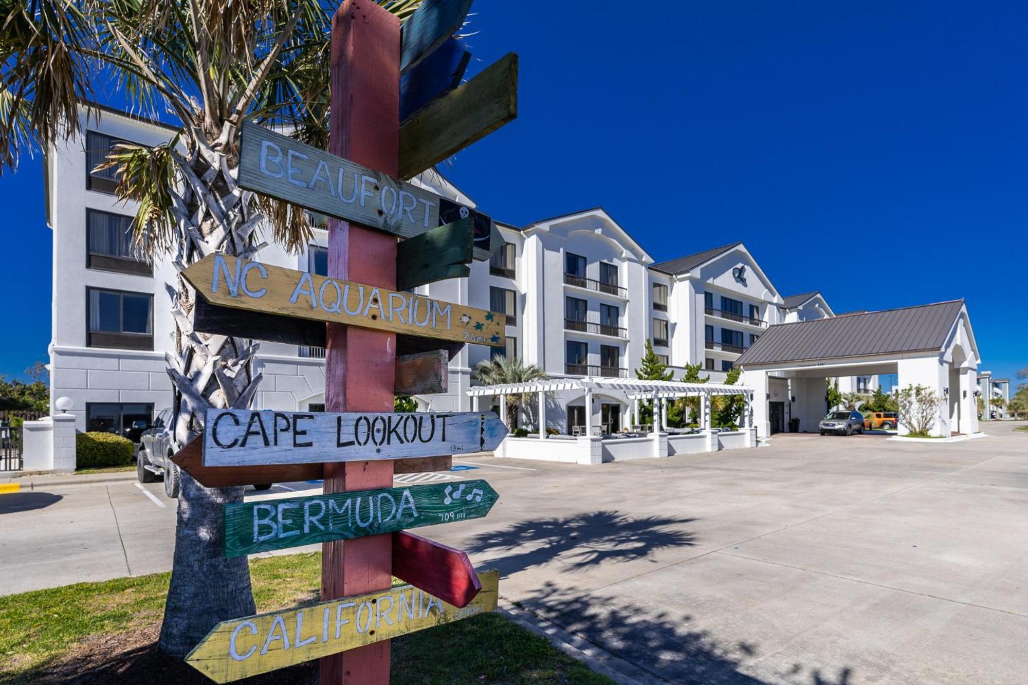 Hotel Alice Pine Knoll Shores Exteriör bild